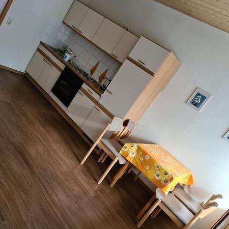 Gemuetliche Ferienwohnung Am Waldrand Elgersburg Exteriér fotografie
